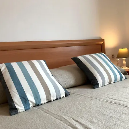 Apartment Lets Holidays Cozy In The Heart Of Tossa